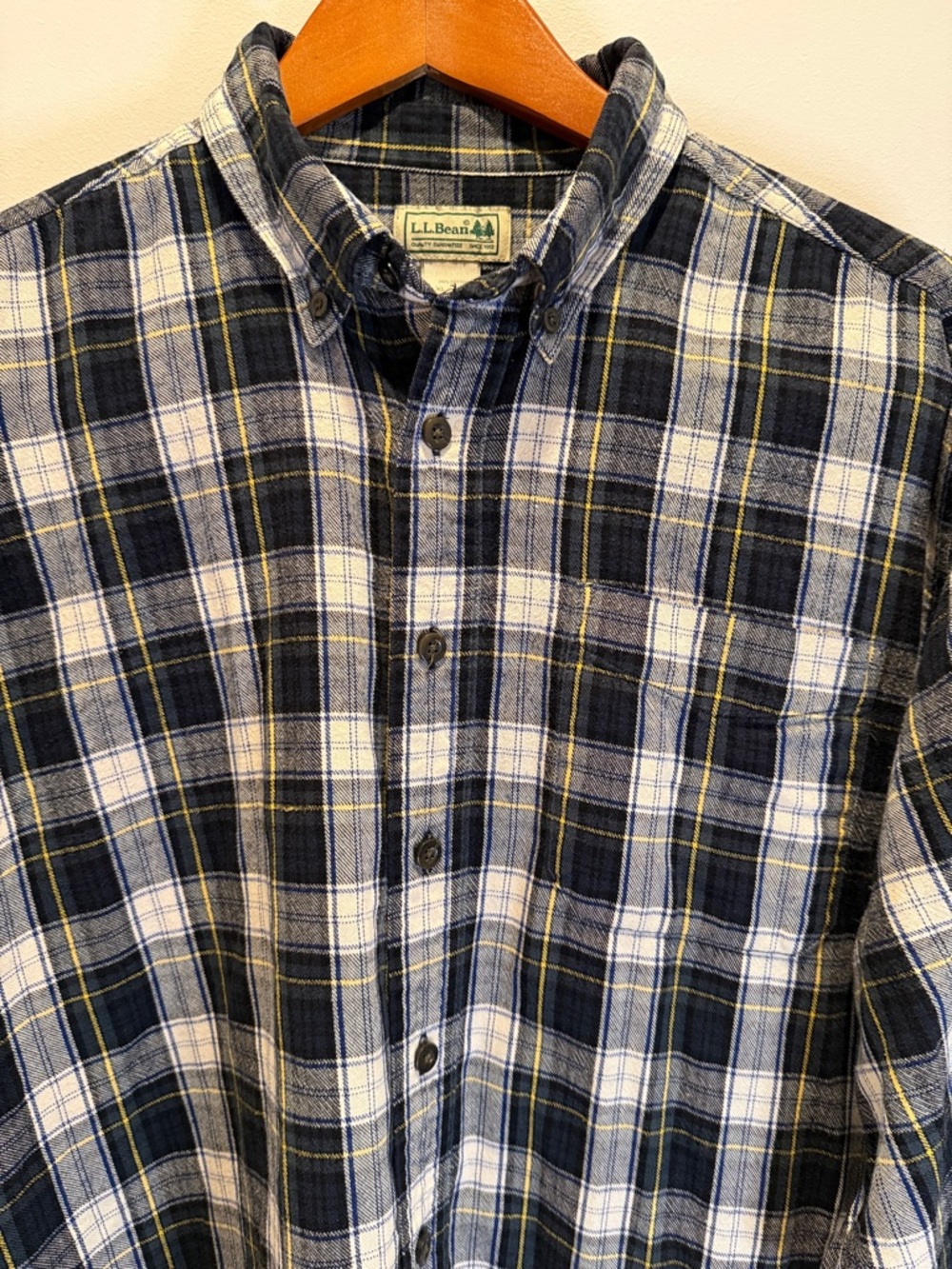 L.L. Bean Flannel Shirt Vintage 90s Plaid Navy Gold XL Button Up